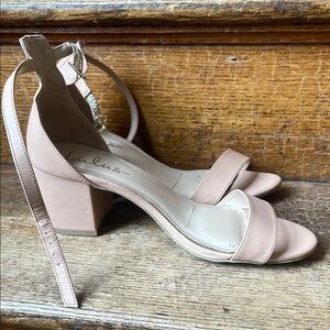 Lulu's Women's Nude Block Heel Sandals